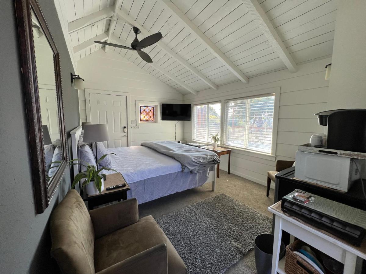 The Midtown Cottage- W/ Private Entrance And Views Santa Cruz Esterno foto